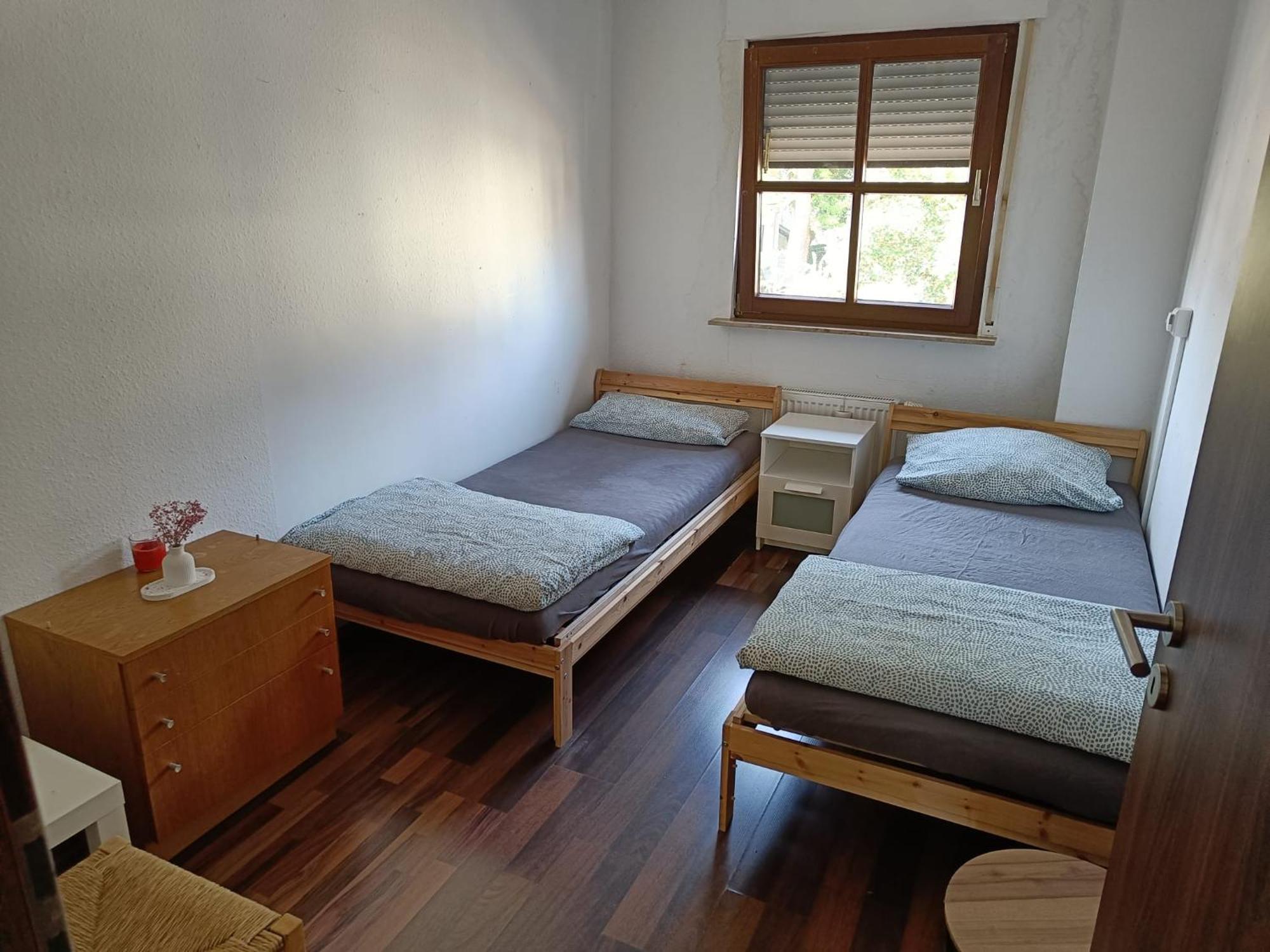 Ferienwohnung Mit 123Qm Fuer 8 Personen Mit Sehr Grossem Garten, Einfache Innen-Ausstattung Leipzig Eksteriør bilde