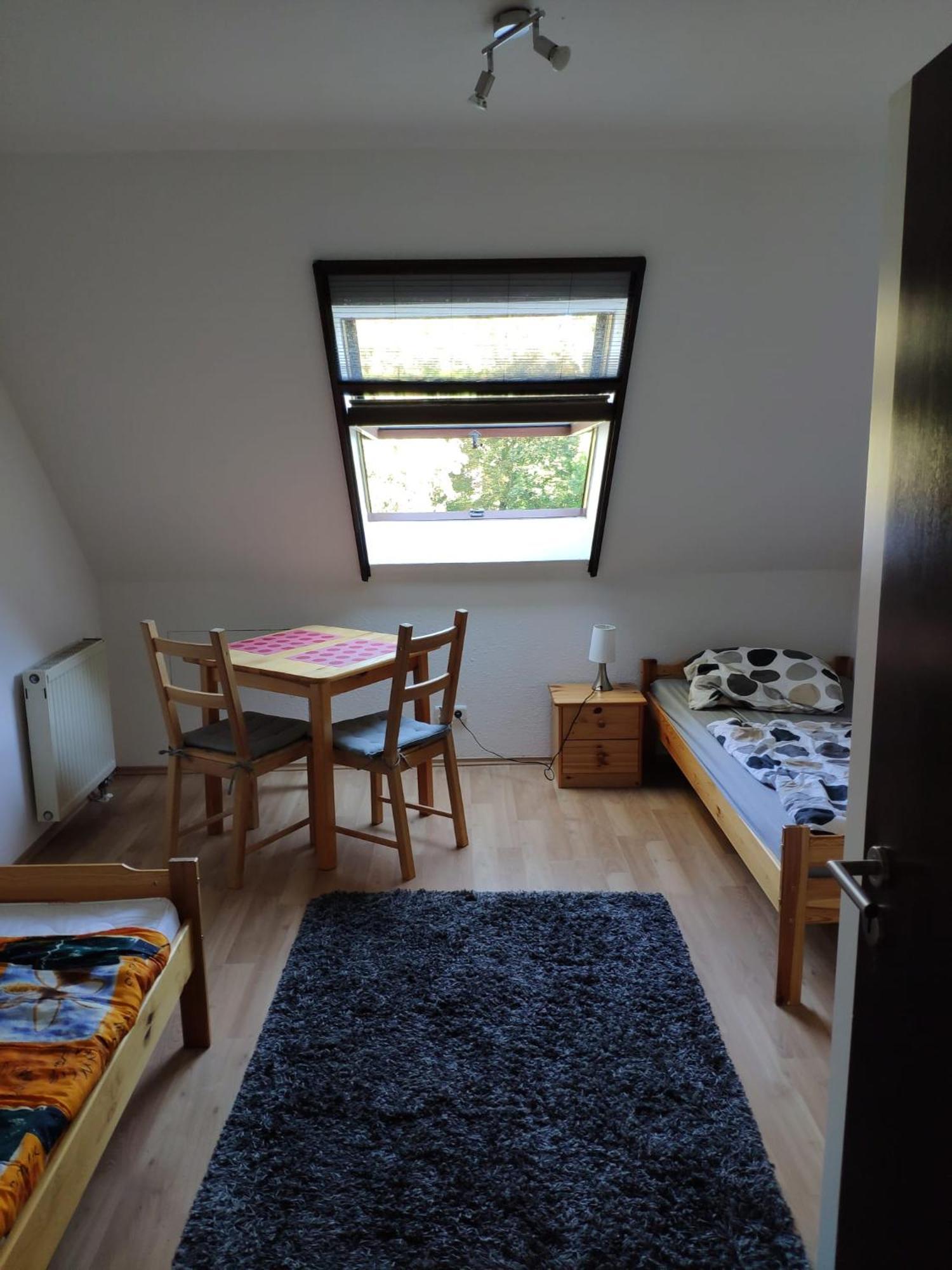 Ferienwohnung Mit 123Qm Fuer 8 Personen Mit Sehr Grossem Garten, Einfache Innen-Ausstattung Leipzig Eksteriør bilde